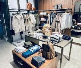 GUESS imagen 3