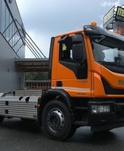 Mayer AG Garage,Carrosserie,Anhänger,Fahrzeugbau Bild 11