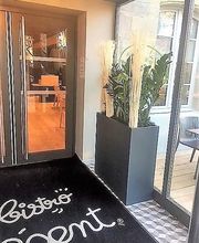 Bistro Régent image 17