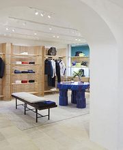 Louis Vuitton Porto Cervo immagine 13