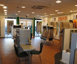 Specsavers Ópticas Jávea imagen 3