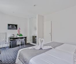 Midland Hotel image 9