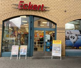 Eckert im Bahnhof Hennigsdorf