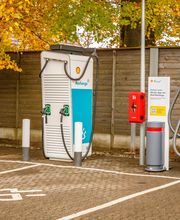 Shell Recharge Charging Station Bild 2