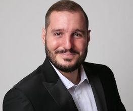 portraitSq