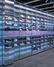 On Store LA Abbot Kinney image 5