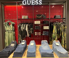 GUESS EL CORTE INGLÉS imagen 5