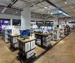 MANOR Hinwil Bild 10