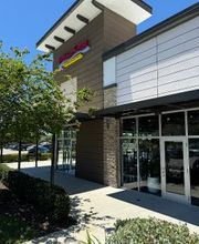 Golden Krust Caribbean Restaurant image 3