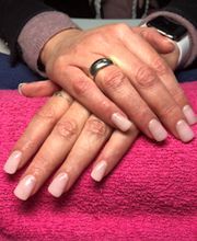 Nagelstudio Farbenfroh Bild 12