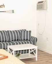 Quiet Sun Resort and Cottages image 2