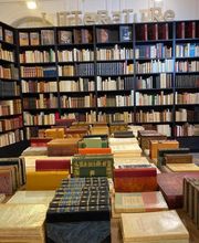 Librairie Au Bon Livre image 19