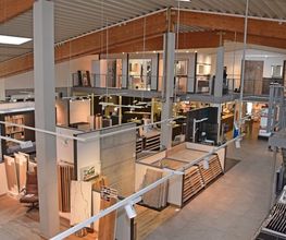 Fliesen, Designböden, Sanitär und mehr auf über 2000qm Ausstellungsfläche.