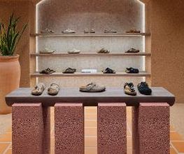 BIRKENSTOCK STORE immagine 4