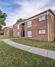 Greenbriar Apartments image 2