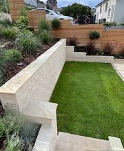 Neuanlage/Mauerbau/Zaunbau/Terrassenbau/Pflanzarbeiten/Rollrasen