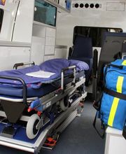 Ambulances 2000 image 2
