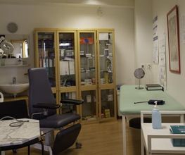 salle-de-service-de-pharmacie-amavita-savigny