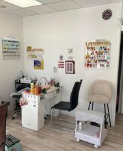 Hélène beauté nails image 13
