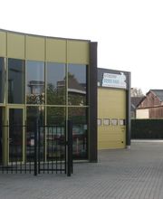 Maas Autobedrijf Dennis