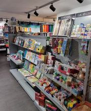 Malbücher, Spiele und andere Dinge