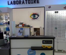 Optic 2000 image 15