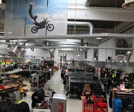 POLO Motorrad Store Stuttgart Bild 3