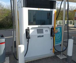 Shell Recharge Charging Station Bild 1