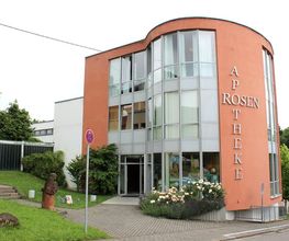 Aussenansicht der Rosen-Apotheke