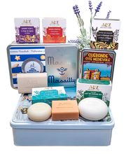 ANITA & ZAHA image 2