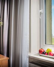 fruit plate and view of a standard double room up 3. floor
