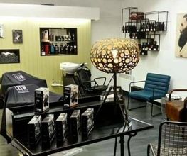 Le Coiffeur image 11
