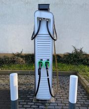 Shell Recharge Charging Station Bild 3