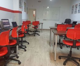 Autoescuela Ibiza Conduce imagen 6