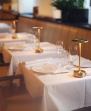 Hôtel Plaza Athénée, Le Relais Plaza, Paris.