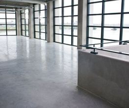 Overbeek Stukadoor Vloer & Wandstyling
