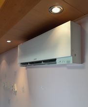 Mitsubishi EF-Serie (3).jpg