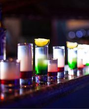 Le Nel's Pub image 7