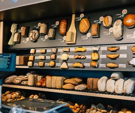 Junge Die Bäckerei. Bild 12