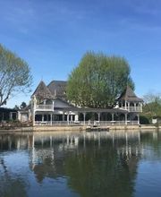 Le Pavillon Bleu image 15