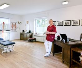 Johannes Schwall, Chiropraktik und Osteopathie in Köln, Raum 1