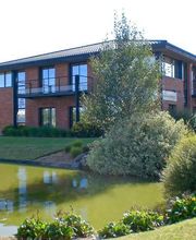 Thomas Rebecca image 9