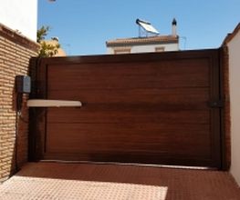 Puertas_Automaticas_granada_Motores_Persiana_10.jpg