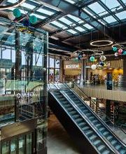 Uvrier Centre - Sion - Intérieur du centre commercial