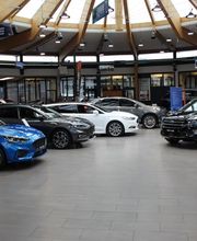 Auto-Zentrum West AG Bild 1