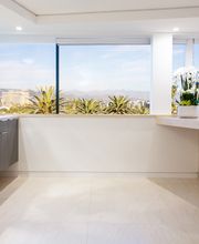 Daniel Golshani, MD, FACS image 5