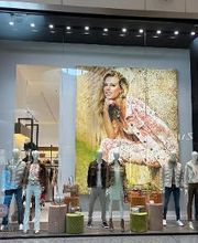 GUESS immagine 5