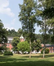 Außenansicht der VAMED Klinik Geesthacht