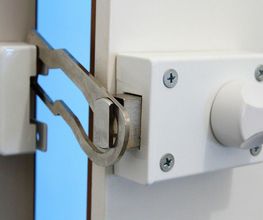 SOS Schlüssel- Schlossservice 24 Std. Notfall- Pikettdienst Bild 1