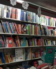 Librairie des Ecoles image 4